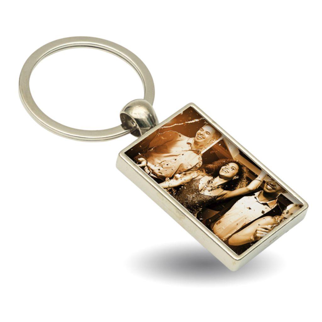 Rectangle Slimline Blank Metal Photo Insert Keyring - 40 x 25mm - Pack of 10 - Image 3